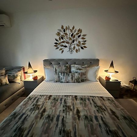Eden Luxury Apartment Braila Bagian luar foto